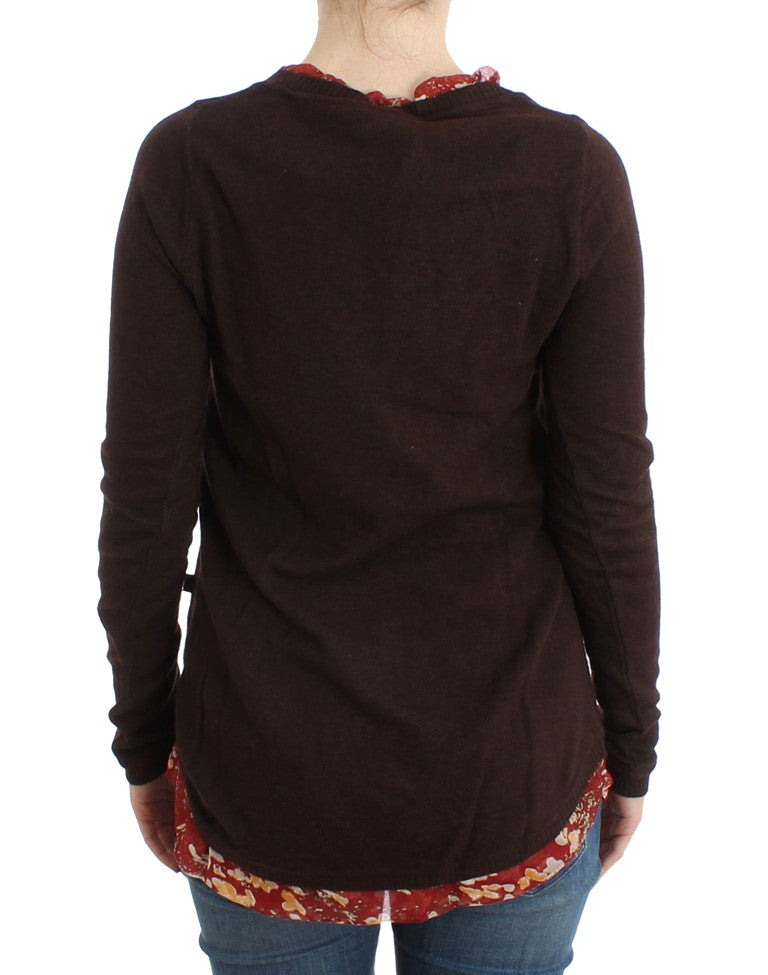 Brown crewneck sweater