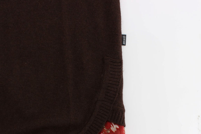 Brown crewneck sweater