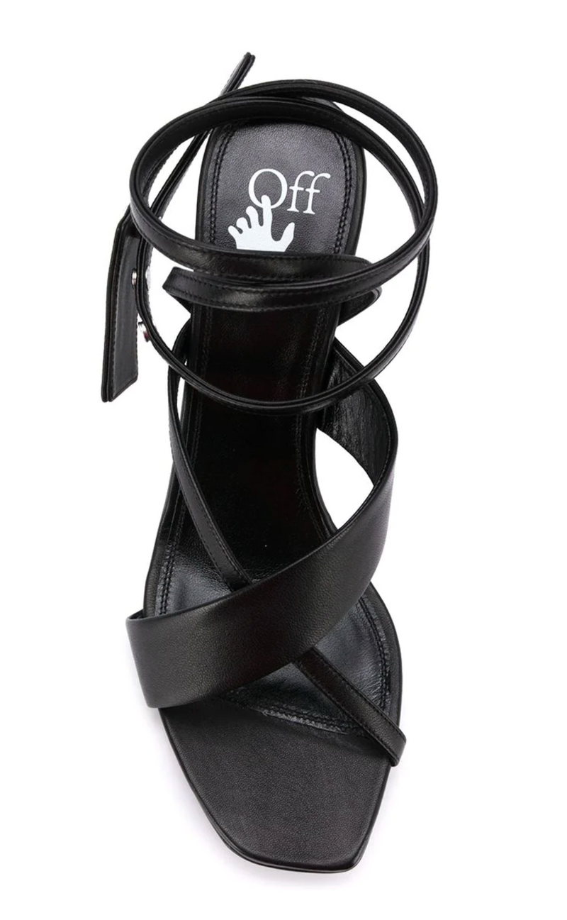 Black Leather Pump